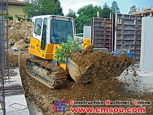 Liebherr LR 614 Litronic Crawler Loader