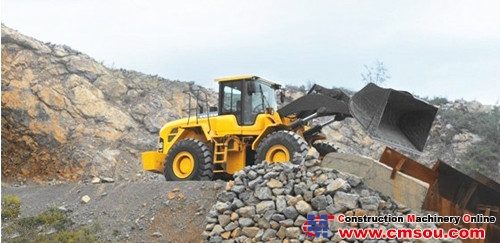 VOLVO L105 Wheel Loader