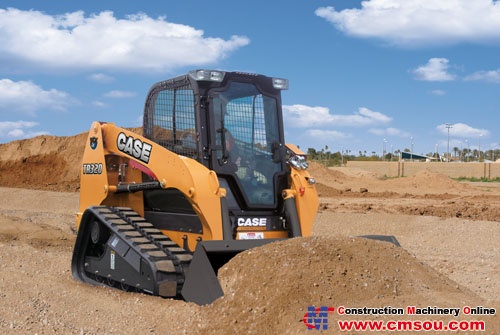 case TR320 skid steer loader