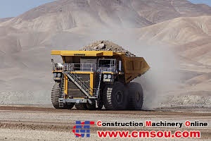 Liebherr T 284 mining truck